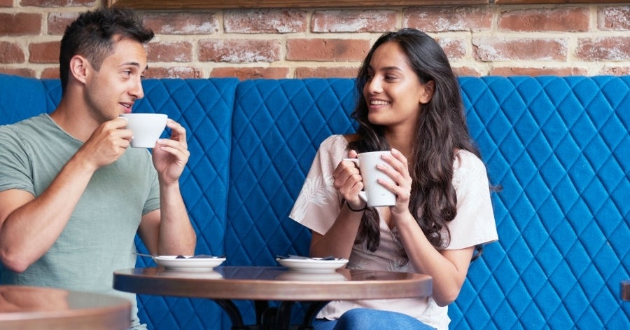 desayunar para una primera cita